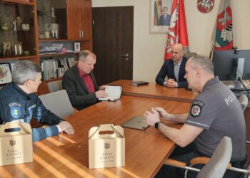 Saugumo klausimai aptarti su Marijampolės apskr. VPK ir Šakių rajono PK viršininkais