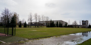 Netrukus prasidės Mokolų progimnazijos stadiono atnaujinimo darbai