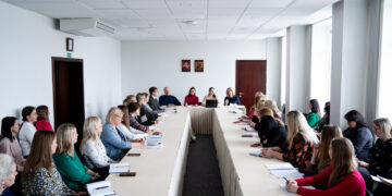 Siekiant užtikrinti socialinių paslaugų teikimą laiku, bendradarbiaujama su socialinių paslaugų tiekėjais