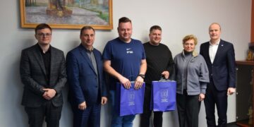 Vilkaviškio rajono savivaldybėje lankėsi krepšinio klubo „Perlas“ vadovai