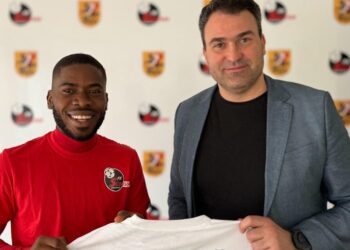 Henry Uzochukwu ir Sūduvos direktorius Andrius Murauskas