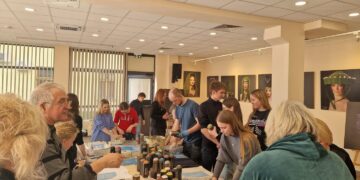 Kalvarijoje vyko edukacinės kūrybinės gatvės meno dirbtuvės „Kalvarijos portretai“