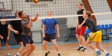 Kazlų Rūdos atvirose 4×4 tinklinio pirmenybėse paaiškėjo pusfinalių poros