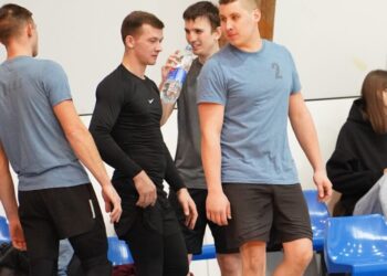 Kazlų Rūdos atvirų 4×4 tinklinio pirmenybių reguliaraus sezono pusiaukelėje toliau lyderiauja „ABC“