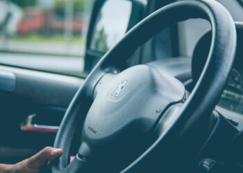 Dėvėti Peugeot automobiliai dažniausiai perkami iš salonų