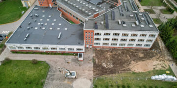 Pradėti Marijampolės „Šaltinio“ progimnazijos pastato renovacijos ir aplinkos atnaujinimo darbai