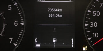 Automobilio skydelis