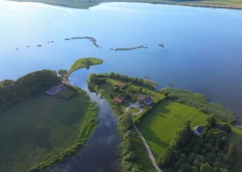 Vandens telkinys