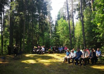 Rūdšilio girioje pagerbtos partizanų kovų aukos