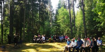 Rūdšilio girioje pagerbtos partizanų kovų aukos