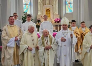 Su gražiu jubiliejumi pasveikintas kunigas altarista Vaclovas Stakėnas