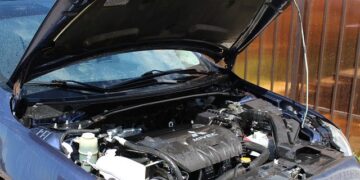 Automobilių dalių parduotuvė internete: Jūsų patogiam remontui