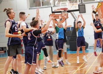 Jaunių krepšinio turnyre „Atakos Taurė 2024” triumfavo Kazlų Rūdos sporto centro krepšininka