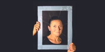 Eglė Alenskaitė. Atvirlaiškių rinkinio „Degantys dangūs“ pristatymas