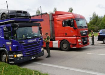 Kalvarijos pasieniečiai sulaikė keturis Norvegijoje ir Jungtinėje Karalystėje, įtariama, vogtus automobilius