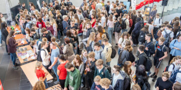 Marijampolėje šurmuliavo darbdavių ir moksleivių mugė – „Vasara kitaip“