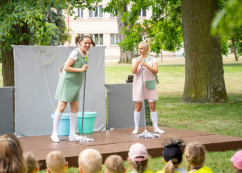 Pasakų skaitymas vėl kviečia į Vytauto Didžiojo parką