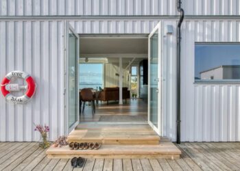 Terasinės ir balkono durys: pagrindiniai šių durų tipų skirtumai