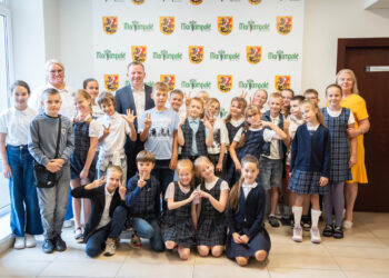 Jaunieji marijampoliečiai lankėsi Marijampolės savivaldybės administracijoje