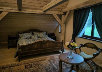 Atidarytas naujasis Gelgaudiškio dvaro viešbutis bei kavinė