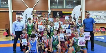 Vilkaviškio imtynininkai namuose pasiekė skambių pergalių