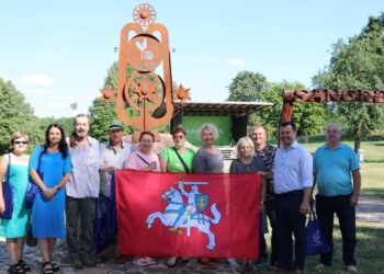 Pasveikinti Vyčio vėliavų konkurso laimėtojai