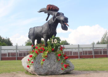 Jūrės miestelio simbolis – juodasis ožys Jurginas