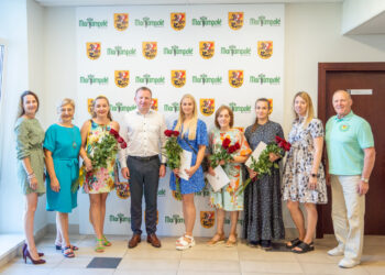 Globėjų dienos proga įteiktos padėkos budinčioms globėjoms už pagalbą tėvų globos netekusiems vaikams