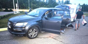 Jungtinėje Karalystėje ieškomą visureigį uteniškis teigia įsigijęs aukcione