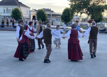 Į šventę Kalvarijoje iš Vilniaus suspėjo sugrįžti koletyvas „Aštuonnytis“