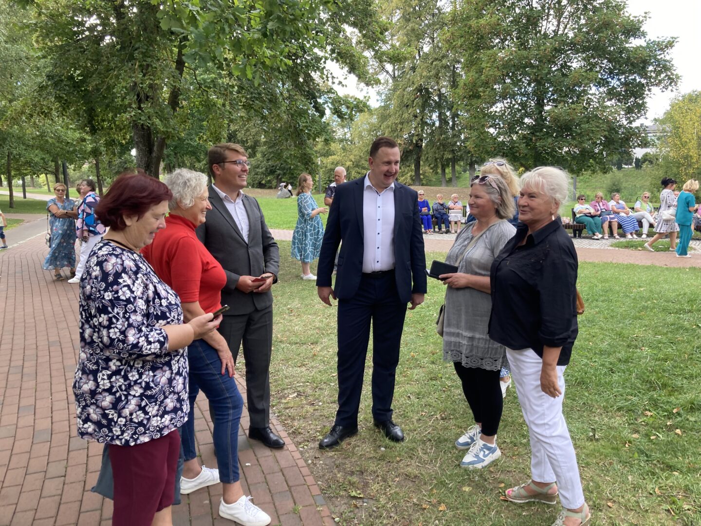 Šventėje dalyvavo Marijampolės savivaldybės vicemeras Artūras Visockis ir administracijos direktorius Karolis Podolskis