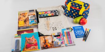 Rugsėjo 1-osios proga „Lidl Lietuva“ darbuotojų vaikams išdalins daugiau nei 1300 mokyklinių rinkinių