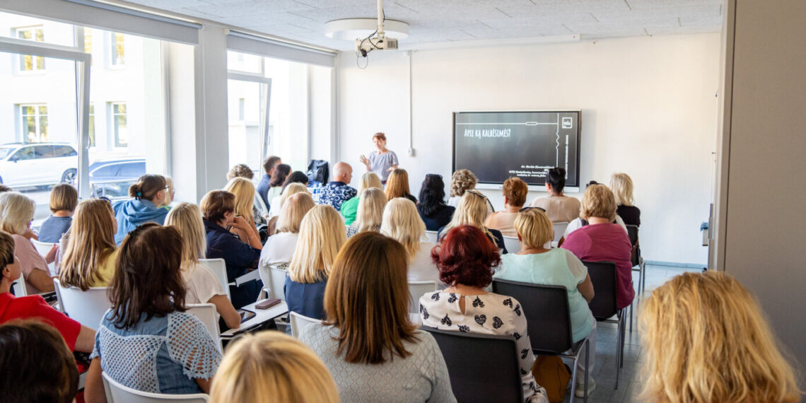 Susitikime Marijampolėje aptartos priemonės matematikos žinių spragoms pradinėse klasėse mažinti