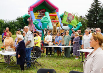 Trakiškiuose linksmintasi vasaros šventėje