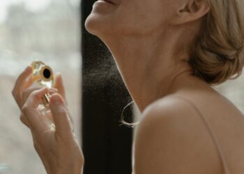 Kaip skirtingi kvepalai veikia mūsų nuotaiką?