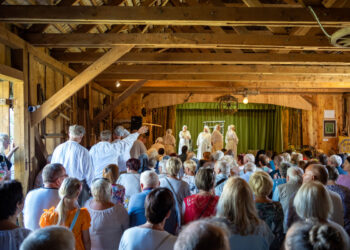 Tautkaičių klojimo teatre švęstos Žolinės