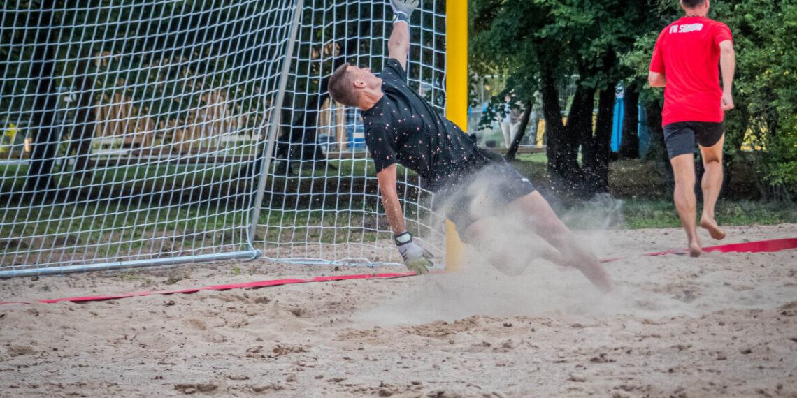 Marijampolėje dar viena nauja sporto šaka – paplūdimio futbolas