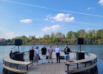 Atidaryme dalyvavo garbingi svečiai