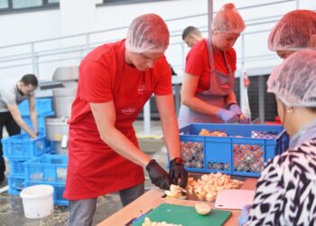 Maisto bankas“ su partneriu „Mantinga“ inicijavo projektą „Išsaugoti skoniai: duona ir obuolienė“