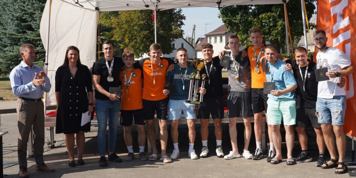 Kazlų Rūdos savivaldybės Taurės vasaros futbolo turnyrų maratoną laimėjo „Kazlų Rūdos” futbolininkai