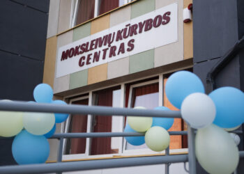 Marijampolės moksleivių kūrybos centras kvietė į atvirų durų dieną