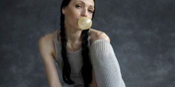 ACH teatro šokio spektaklis „JAUNYSTĖ“