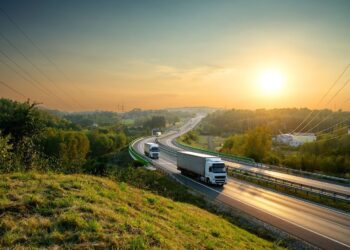 Kaip GPS transporto priemonių stebėjimas padeda sumažinti įmonės išlaidas?