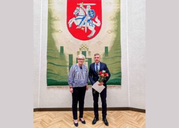 Prisiekė Vyriausybės atstovas: toliau eis pareigas Kauno ir Marijampolės apskrityse