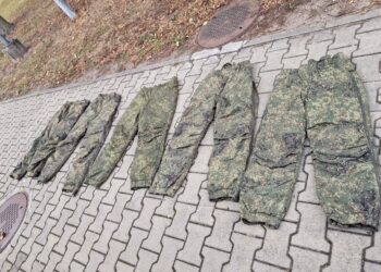 Toliau vykdant sustiprintą pašto vagonų kontrolę Lietuvos muitininkams įkliuvo dar daugiau karinės paskirties siuntų iš Rusijos