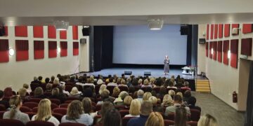 Socialinių darbuotojų diena Šakių kultūros centre: padėkos ir sveikinimai už atsidavimą darbui