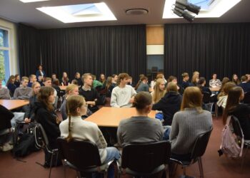 Vilkaviškyje įvyko moksleivių konferencija „Kitaip – ieškom sprendimų Vilkaviškio rajono jaunimo problemoms ir klimato kaita“