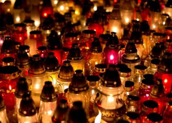 Gyventojai raginami nepamiršti rūšiuoti ir per Vėlines