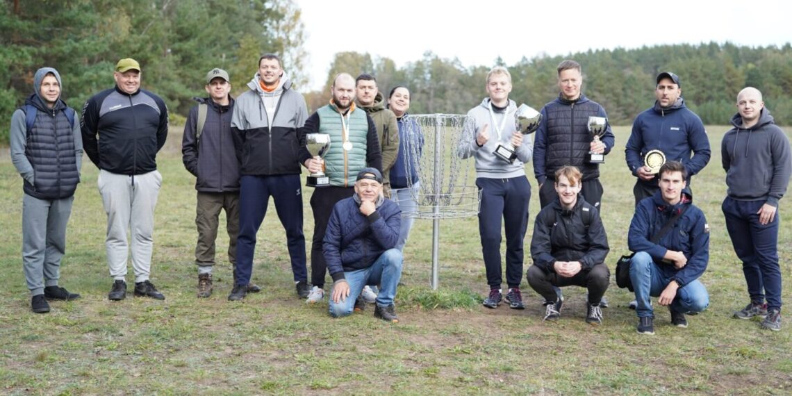 Kazlų Rūdos diskgolfo lygoje „Sporto centro Taurė‘ 2024“ triumfavo Jonas Gruzdys