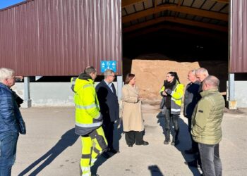 Vilkaviškio rajono seniūnai apsilankė Vilkaviškio AB „Kelių priežiūra” - aptarti svarbiausi klausimai prieš artėjančią žiemą